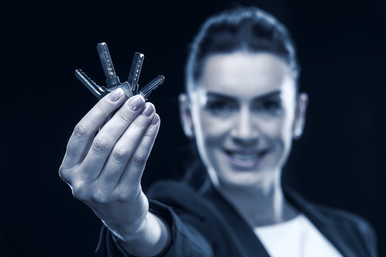 Cerrajera profesional certificada en Valencia